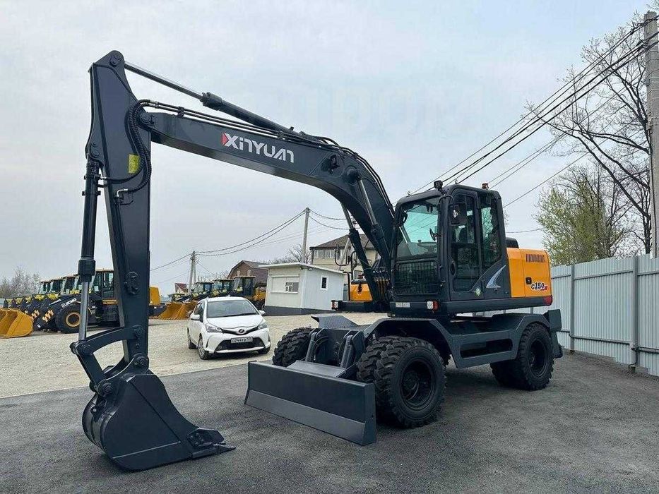 Колесный экскаватор XINYUAN C150W