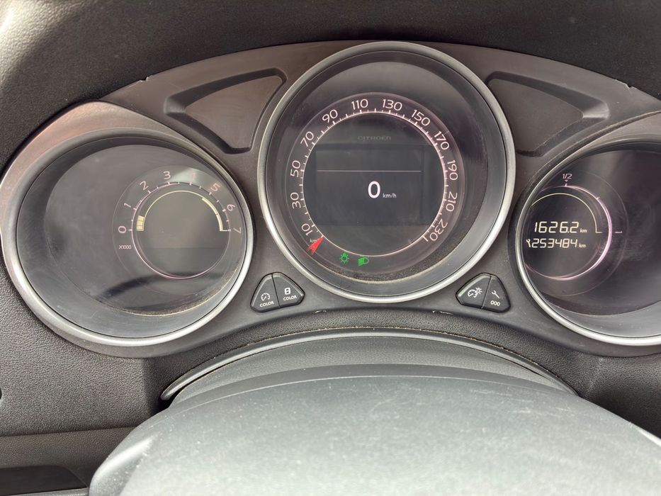 Citroen C4 1.6hdi 115