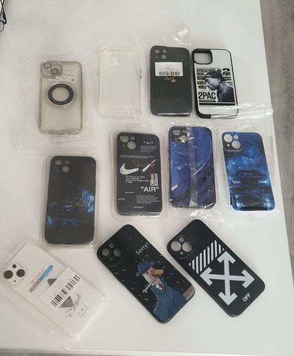 Husa telefon iphone 13 . Pret / bucata, pret in  functie de model