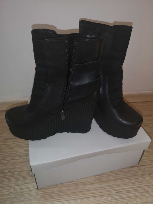 Дамски обувки различни модели