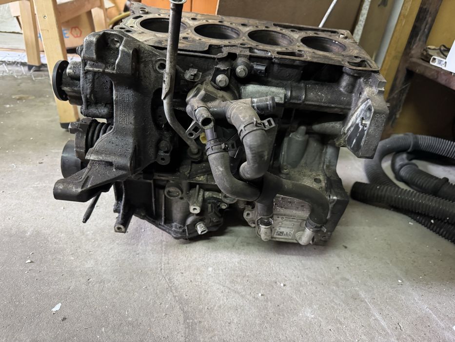 H5F 1.2TCE блок бутала и други Дачия Рено