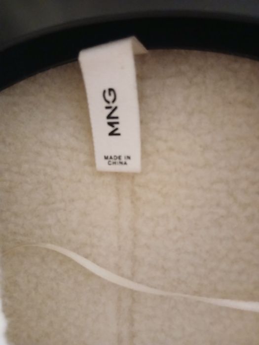 Mango топъл елек