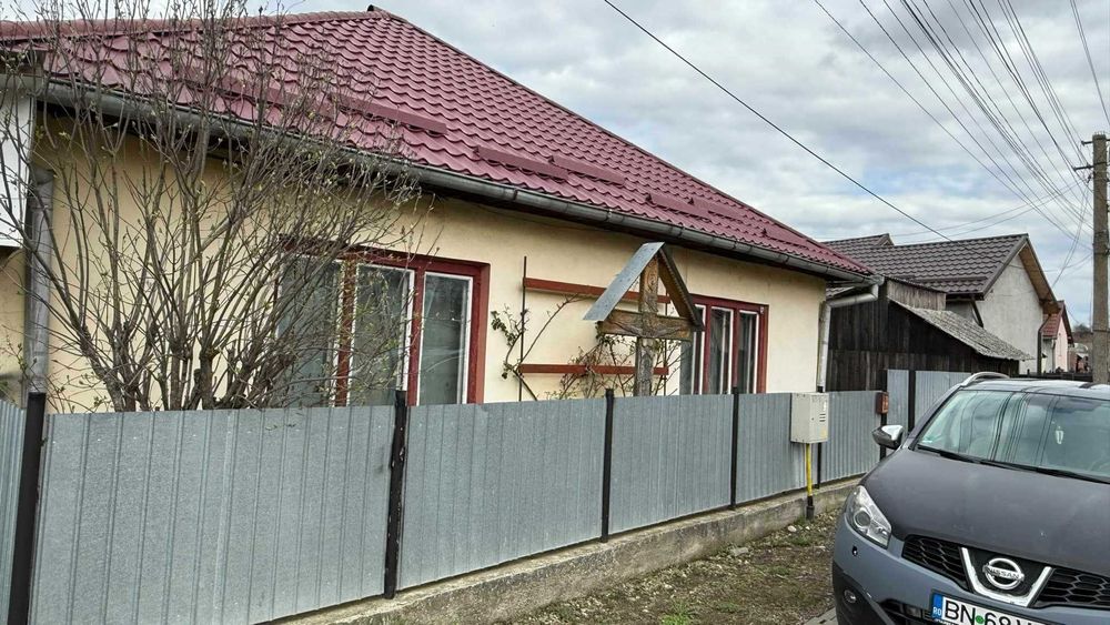 Casa cu teren 5.5 arii , Beclean ,Strada Grigore Silasi 27
