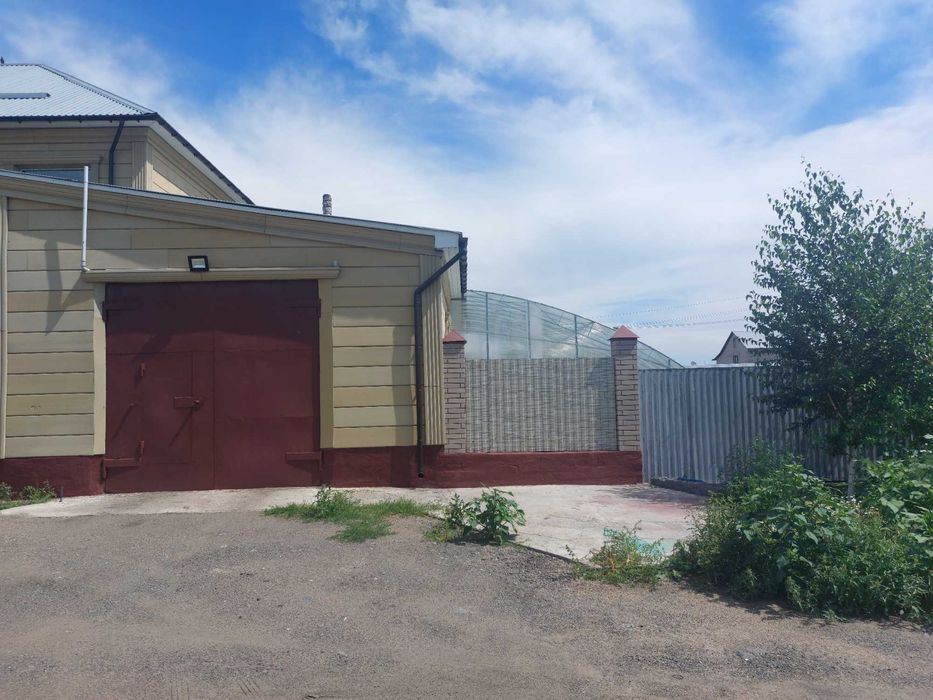 Дом двухэтажный со всеми удобствами