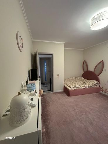 Propietar vand casa individuala