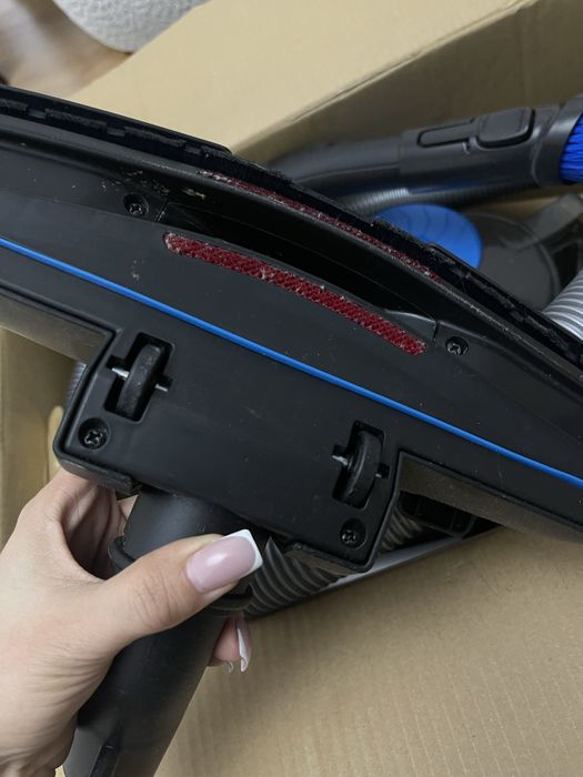 продам пылесос (новое )