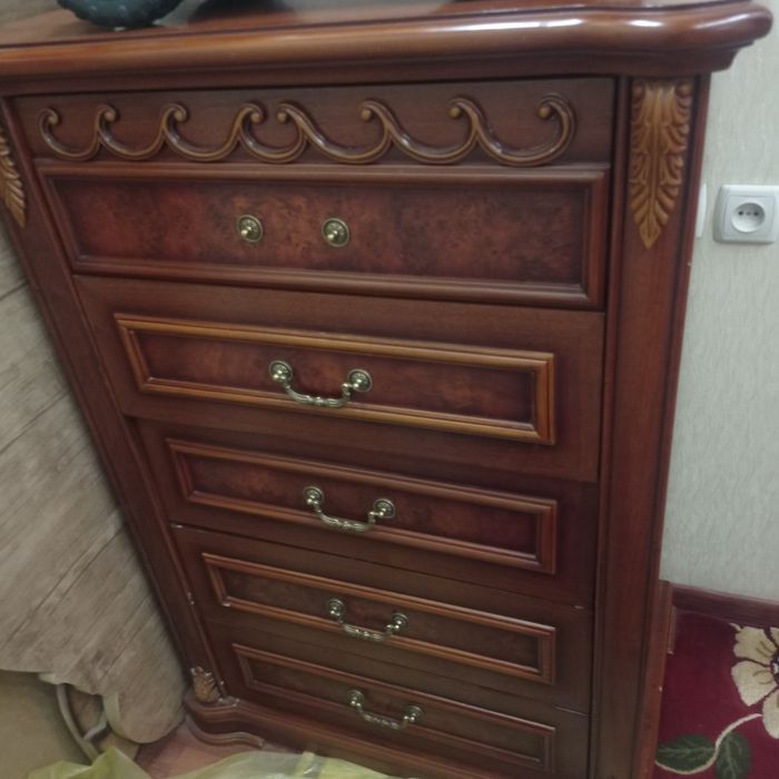 Стенка срочно сотилади 3.10 - 2.40