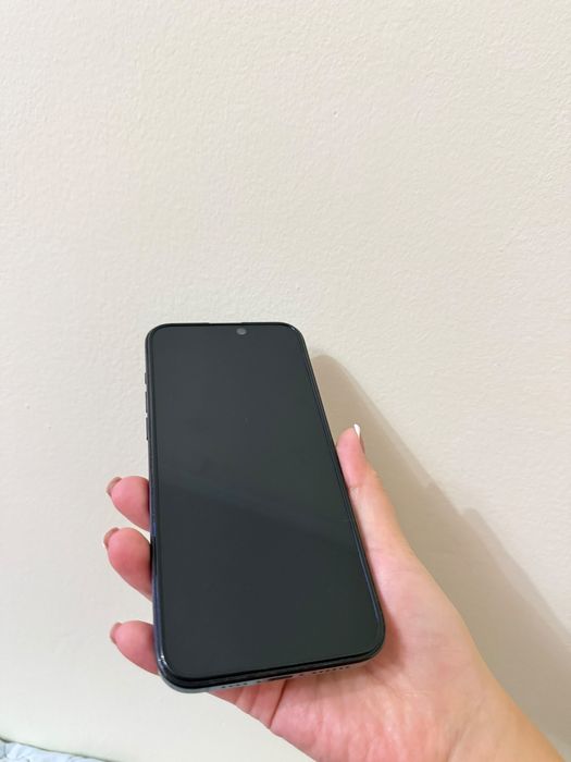 iPhone 15 Pro Max — 256 GB