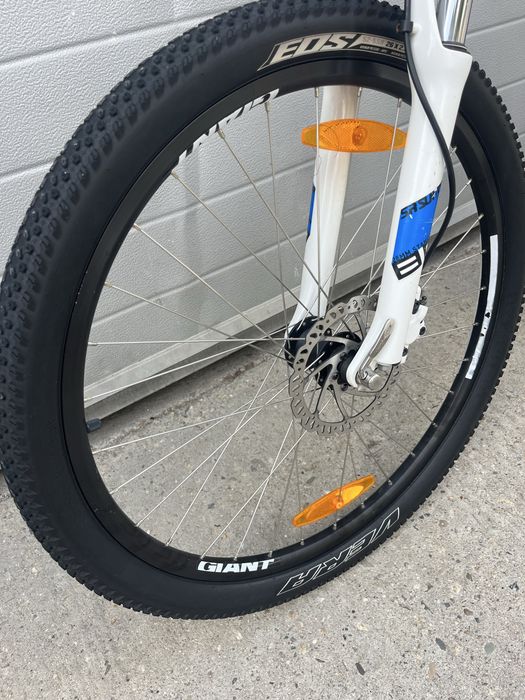 Bicicletă Mountain Bike Giant Revel – Stare foarte bună