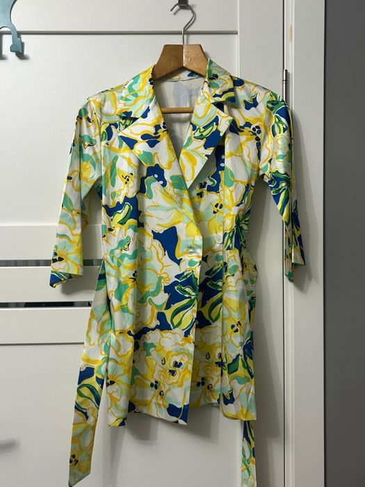 Одежда б/у в отличном состояний