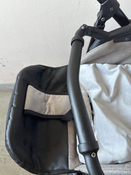 Бебешка количка (детска)