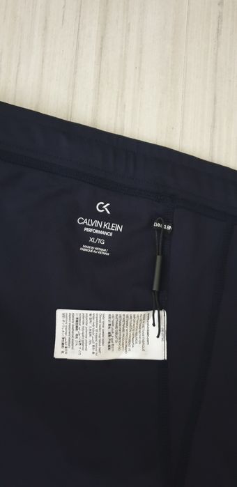 Calvin Klein Performance  L / XL  НОВО! ОРИГИНАЛ! Мъжки Спортен Клин!