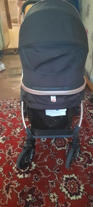 Продам коляску..