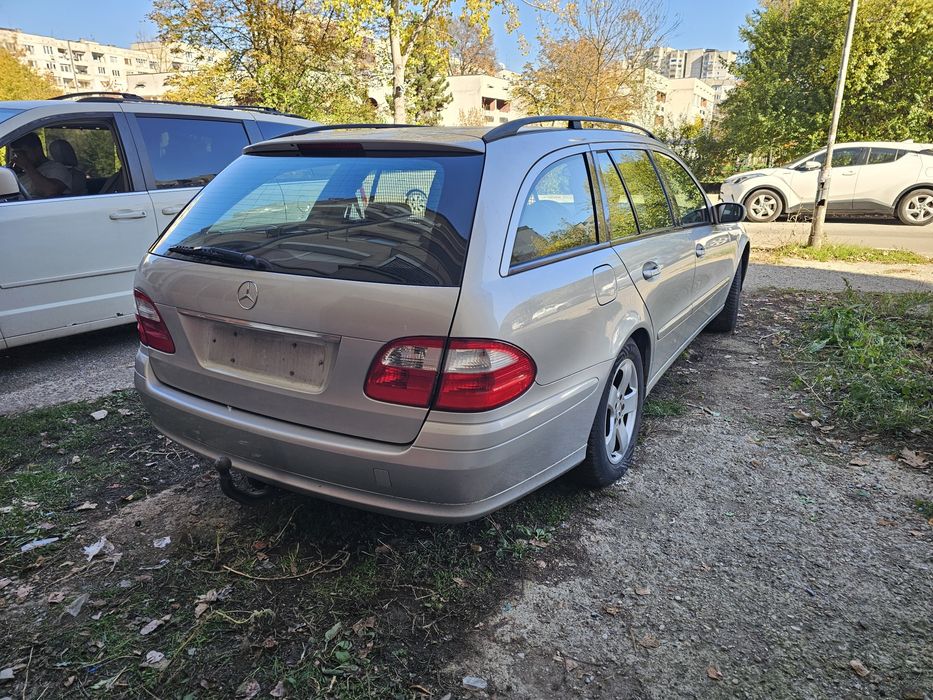 MERCEDES BENZ E CLASS 200 T Kompressor 200