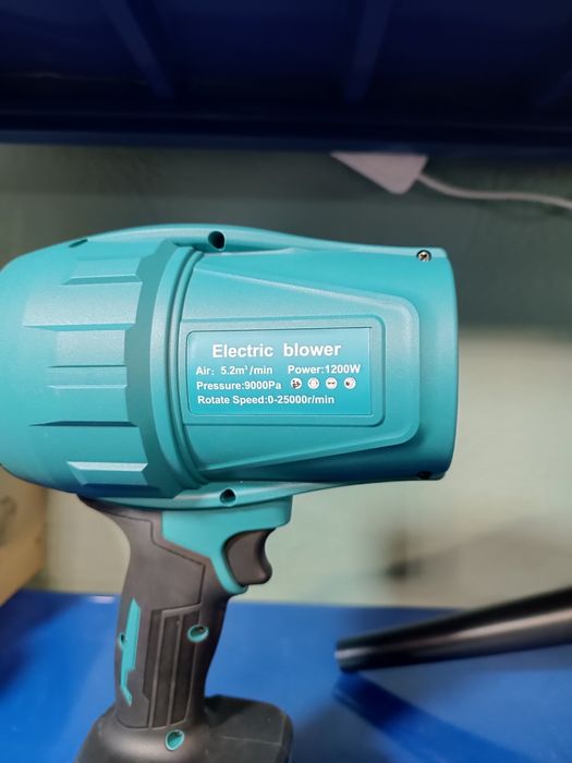 Ветродуй на аккумуляторах