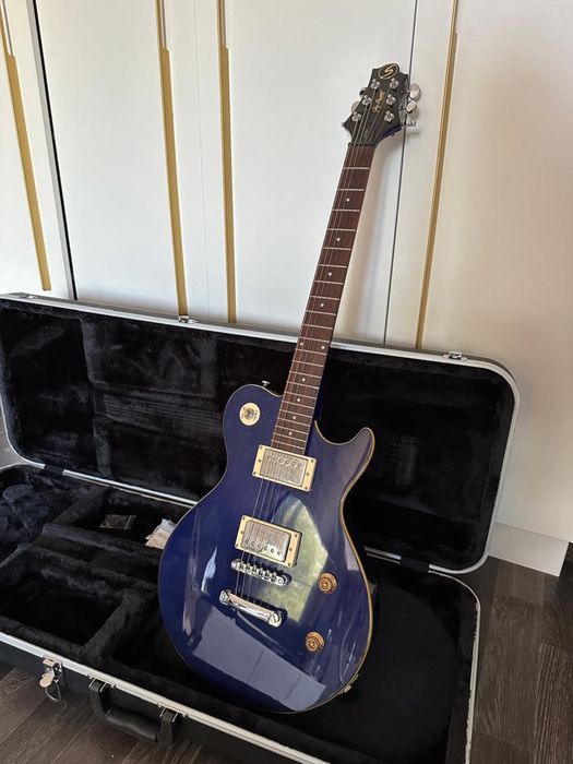 Электрогитара+чехол+усилитель