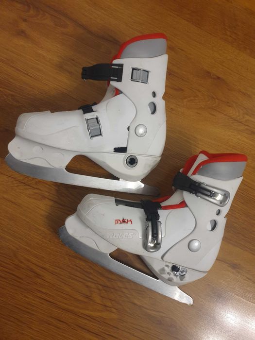 Patine gheață MCK Roces