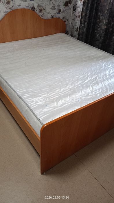 Кровать двухспальная