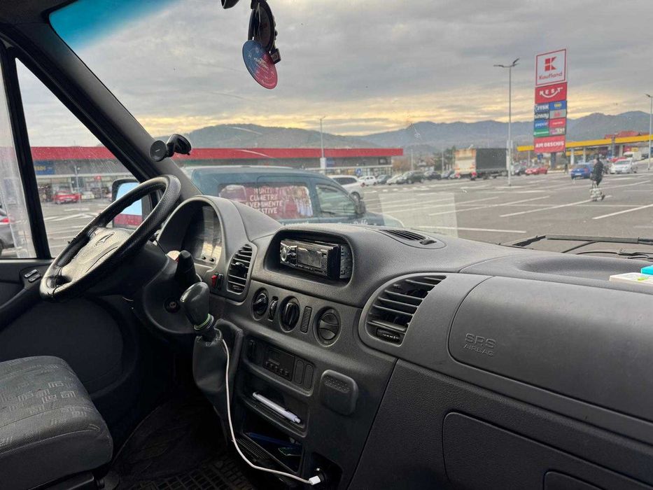MercedesBenz 27 CDI  Autoutilitară N1 2 locuri