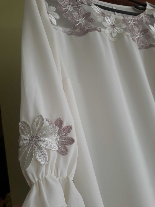 Bluza / Ie cu broderie M