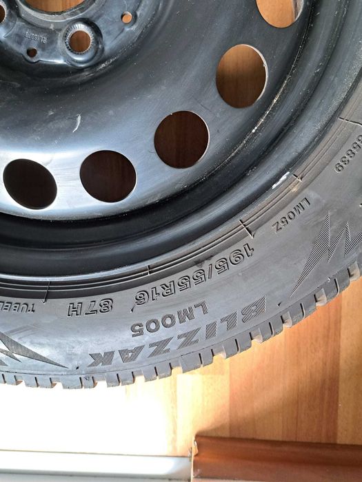 Anvelope iarna bridgestone cu janta