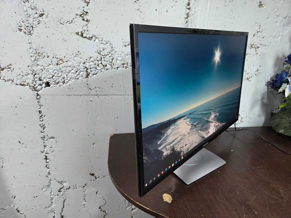 Monitor 27 " LED Samsung S27F354FHU 27 inch Full HD Pentru Calculator