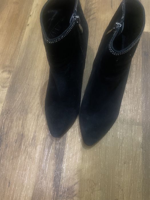 Ботильоны замшевые