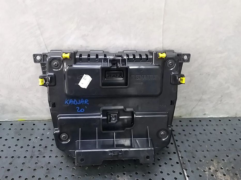 Display multifunctional navigatie renault kadjar ha hl 688301818r