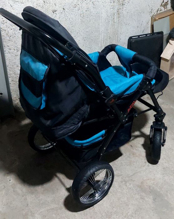 Детская каляска состояния отлычной.