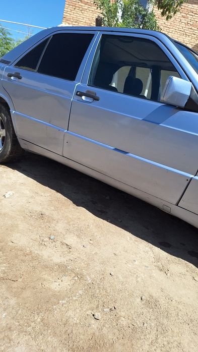 Мерседес бенз 190