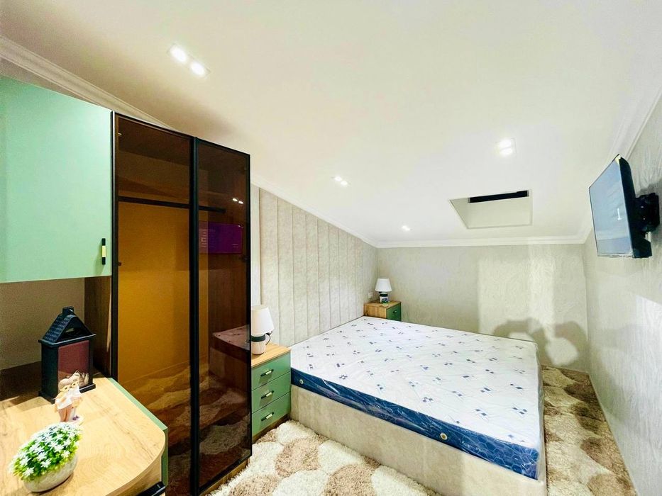 Продается 4х комнатная 92кв в центре