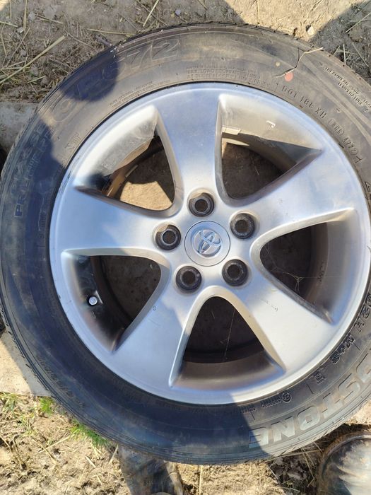 Шина toyota camry