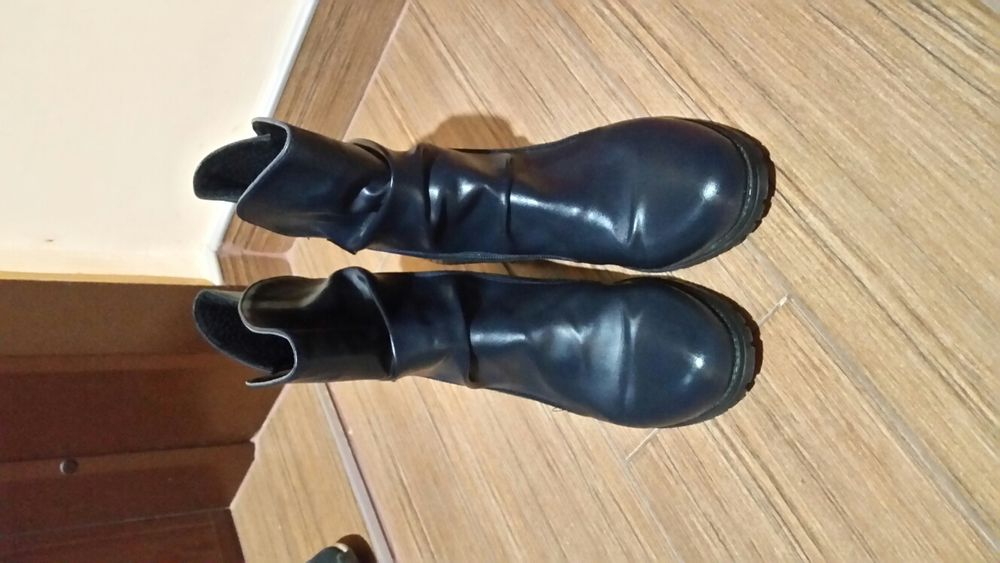 Дамски зимни боти