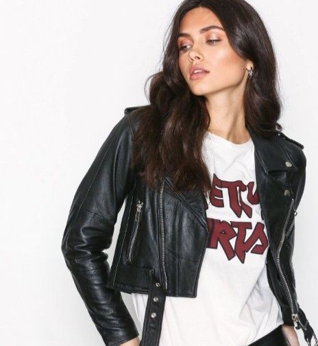 Куртка эко кожа женская.