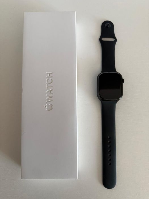 Vand apple watch 11 46mm NOU