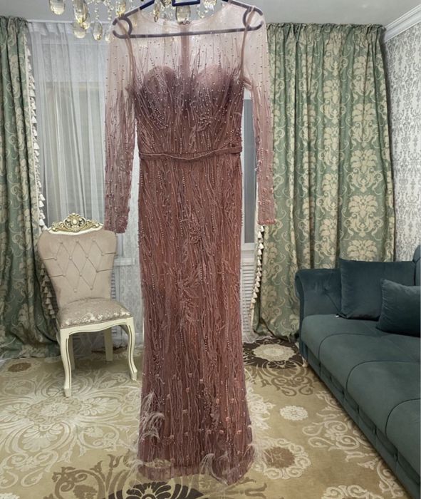платье вечернее длинное