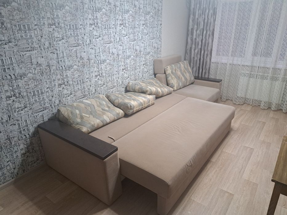 Продаю диван в хорошем состоянии