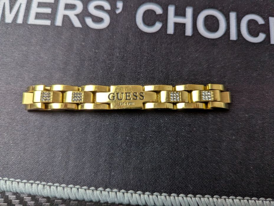 Brețară Guess aurie