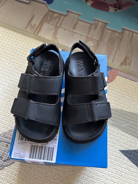 Детски сандали - Zara