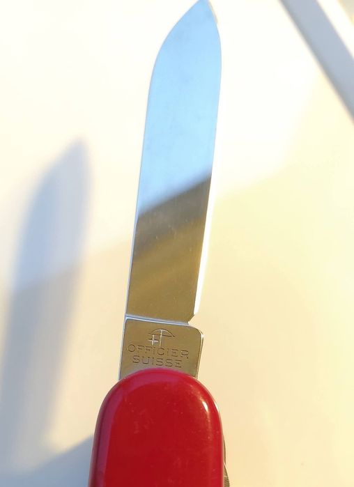 Briceag Victorinox Swiss Champ neutilizat de colectie pret redus la 300 de lei