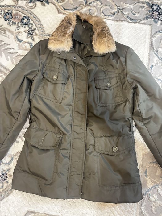 Продам женскую куртку