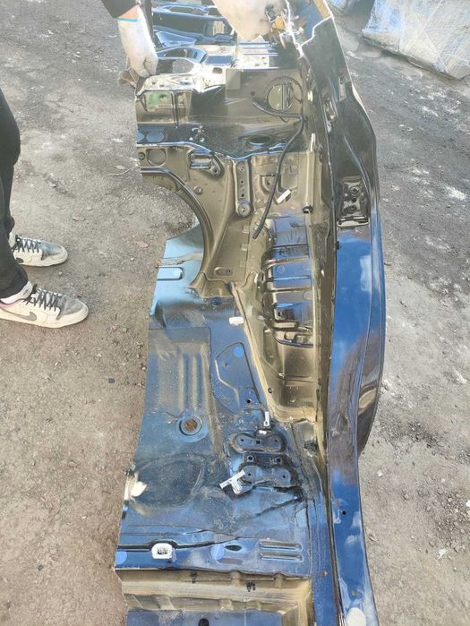 Lexus es 300 Крылья задние