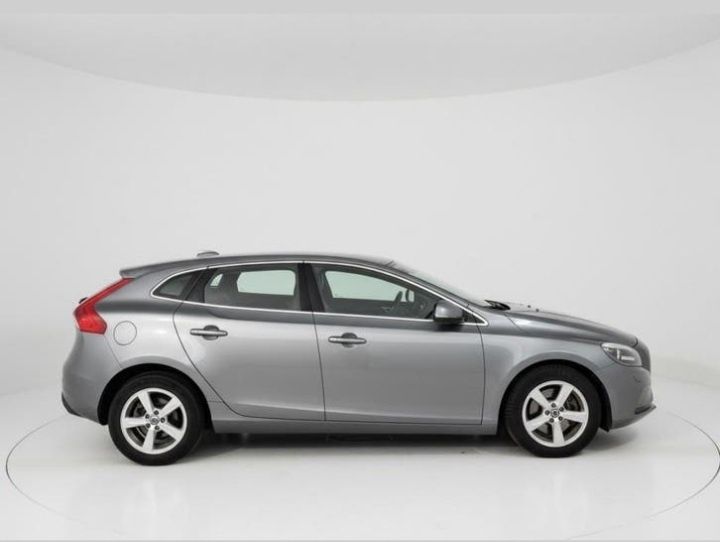 VOLVO V40 2015 — imagine 5