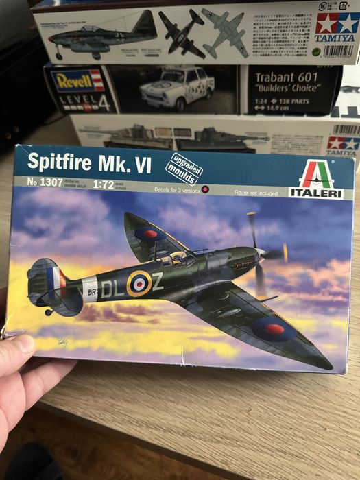 Aeromodele si Machete
