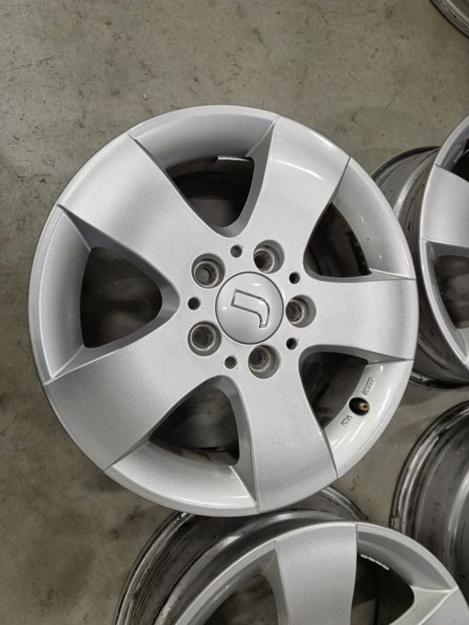 Jante 5x114.3 R15 Kia Hyundai Mazda stare foarte buna