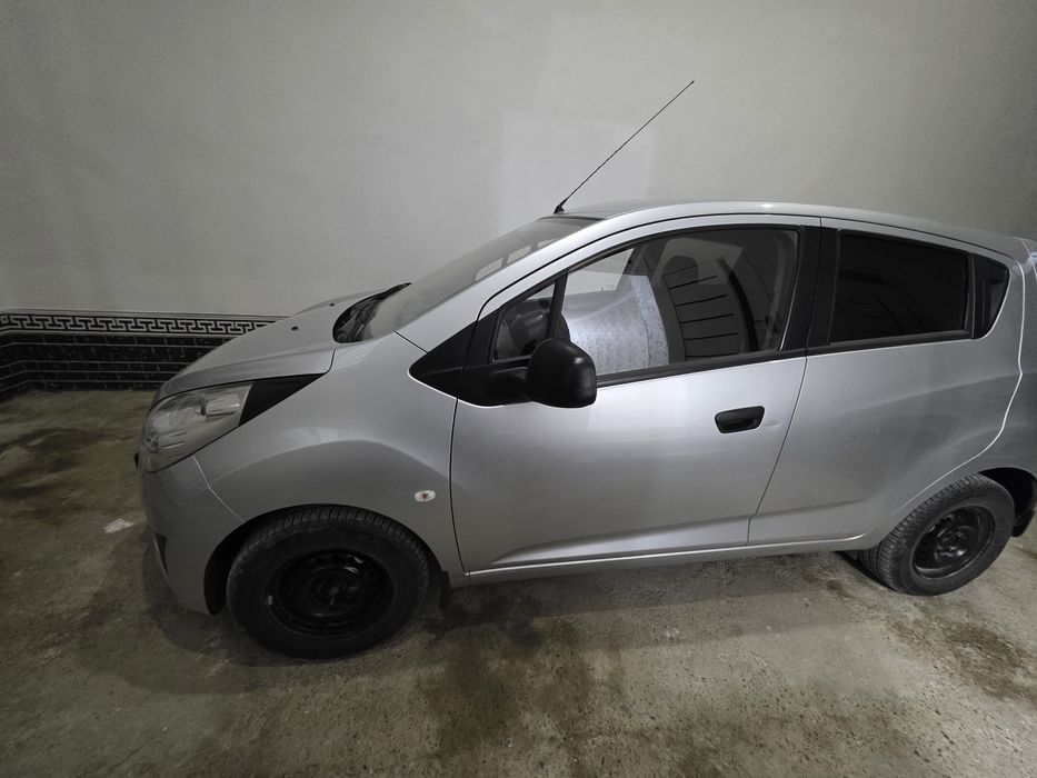 Tez va arzon sotiladi. Kelishamiz