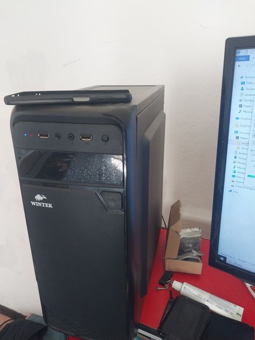 Продам компьютер Core I 3 ssd256