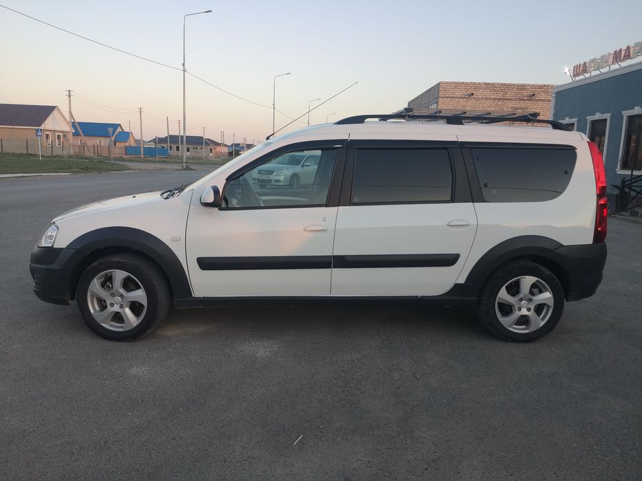 Lada Largus Cross