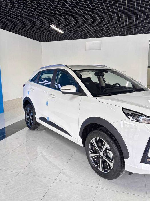 Tracker 2 o’rniga JAC JS6 rasrochkaga