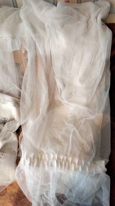 Тюль белая с рисунком 3000,, без рисунка 1500тенге